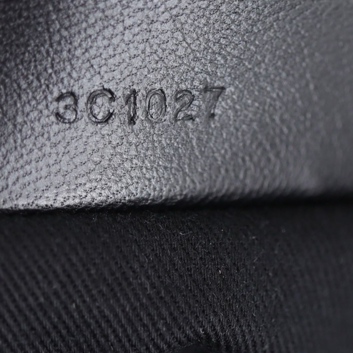 Givenchy Antigona Medium Date code

