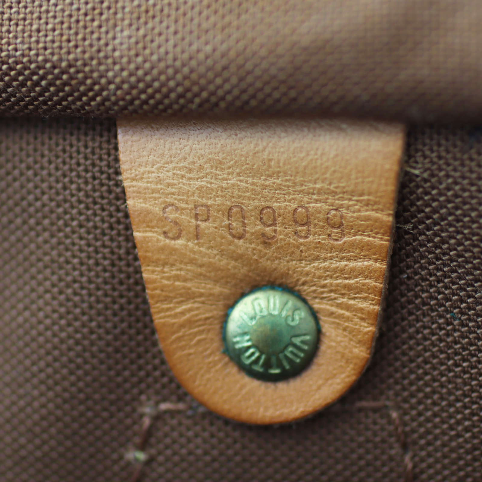 Louis Vuiitton Speedy 35 Monogram Code