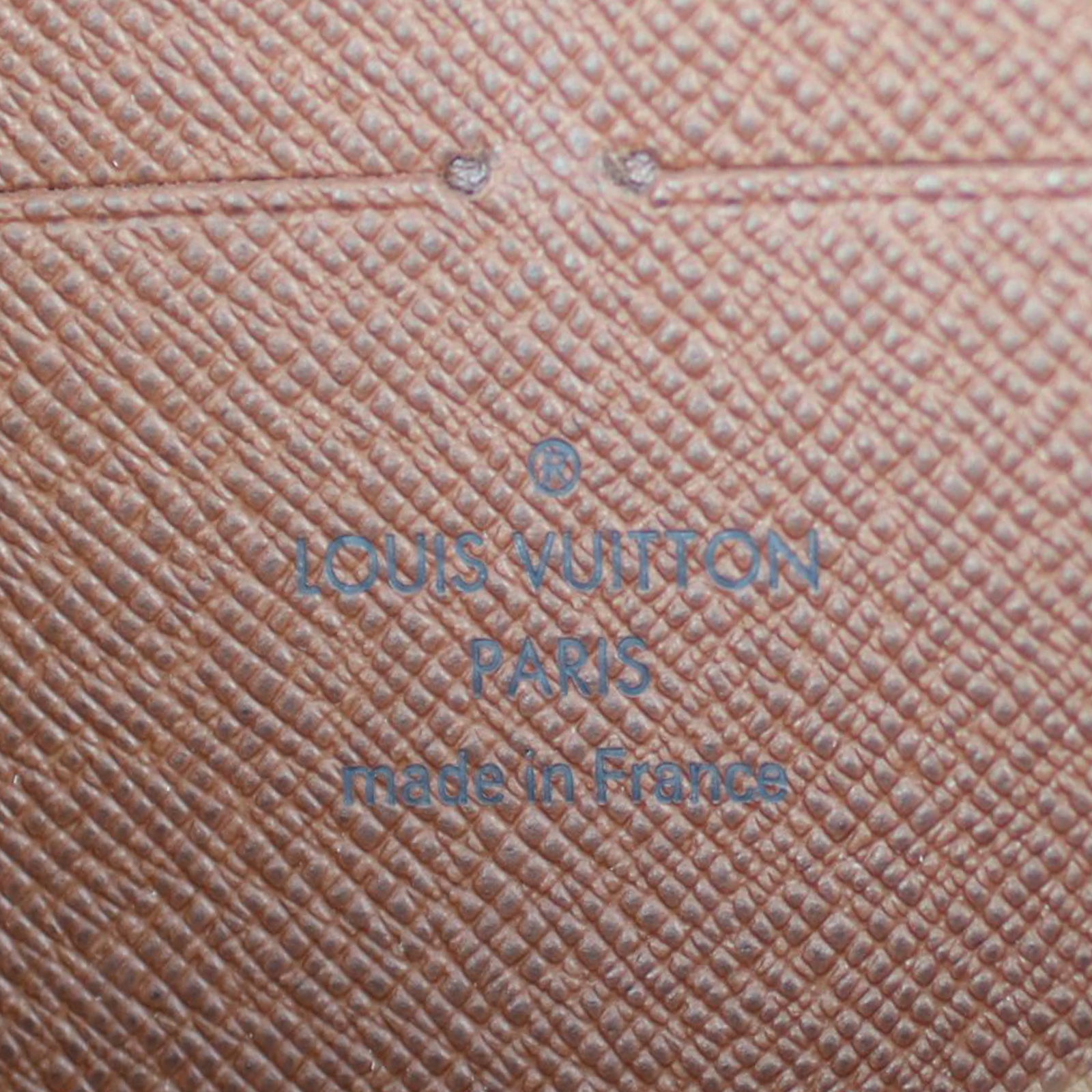 Louis Vuitton Zippy Wallet Monogram Date code