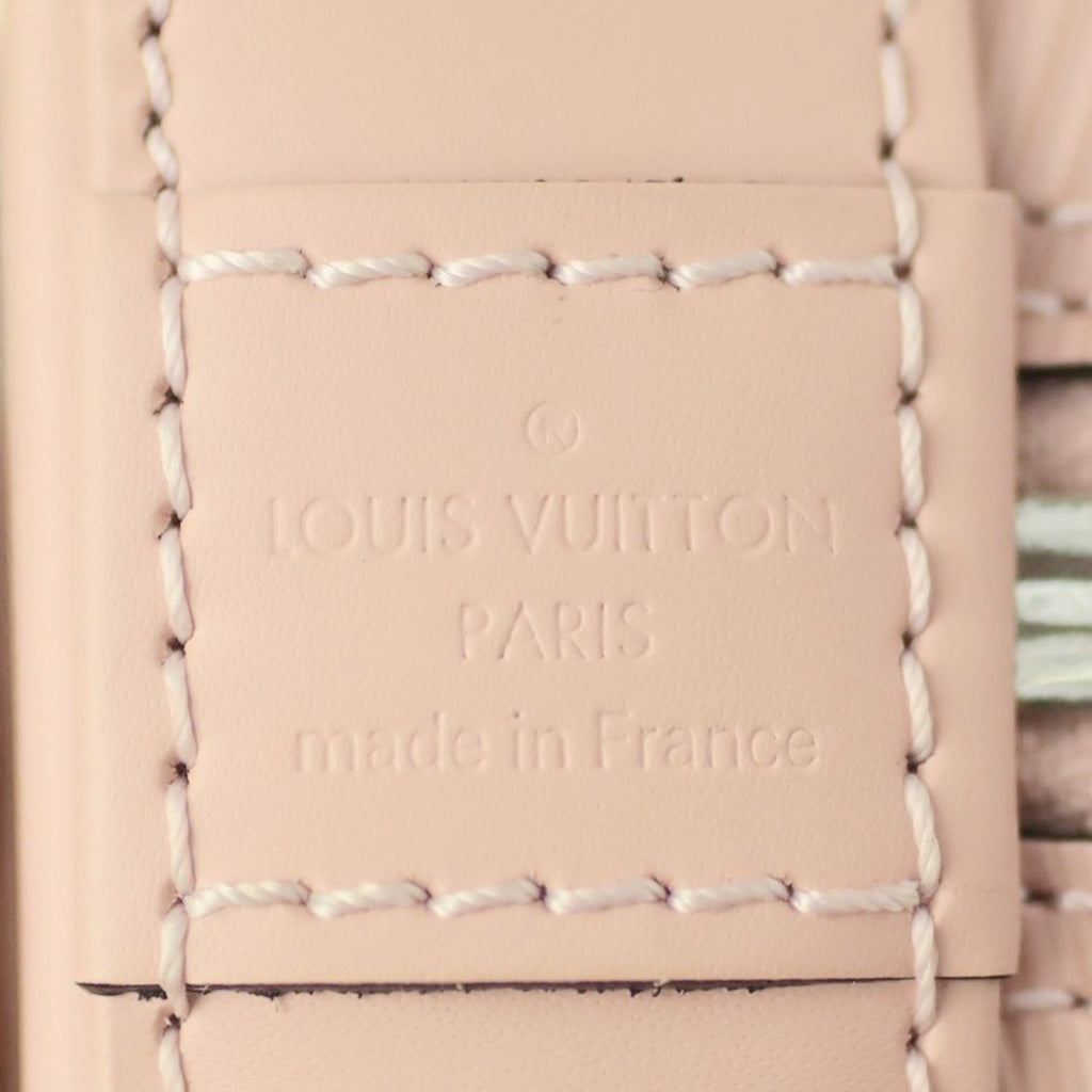 Louis Vuitton Alma BB Epi stamp