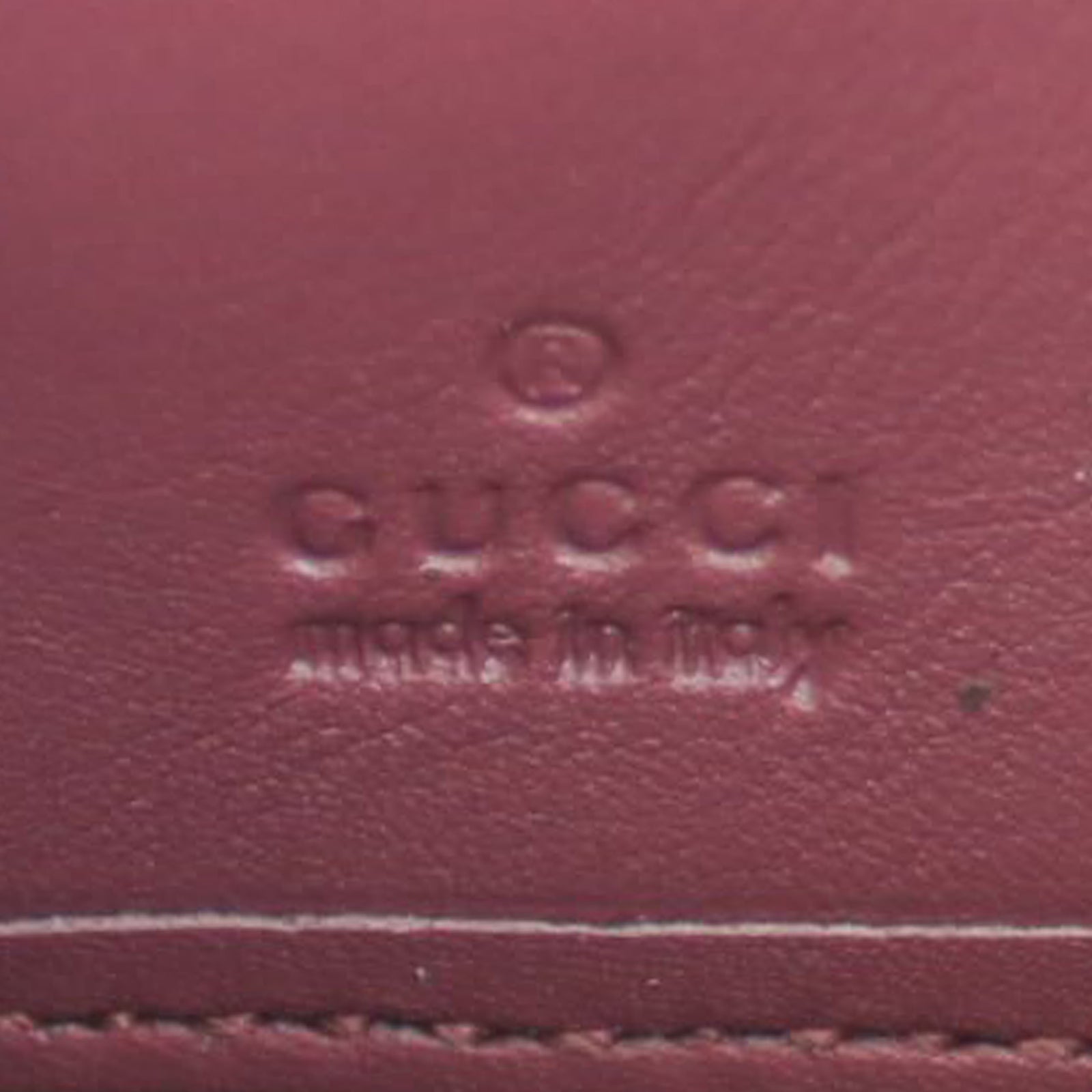 Gucci GG Supreme Blooms Zip Around Wallet Stamp
