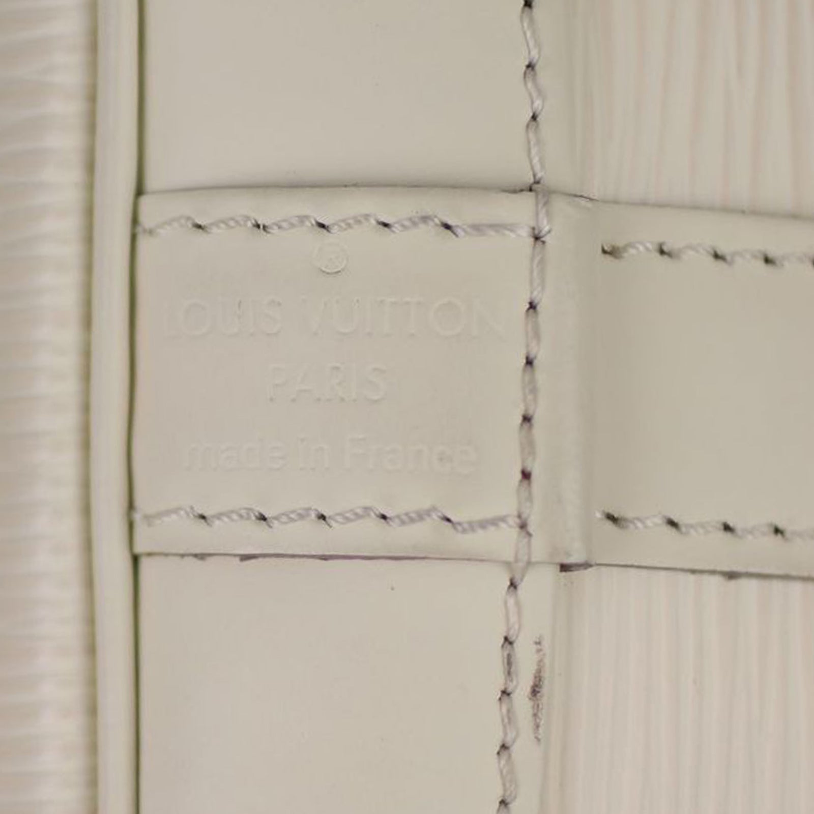 Louis Vuitton Petit Noe Epi Stamp