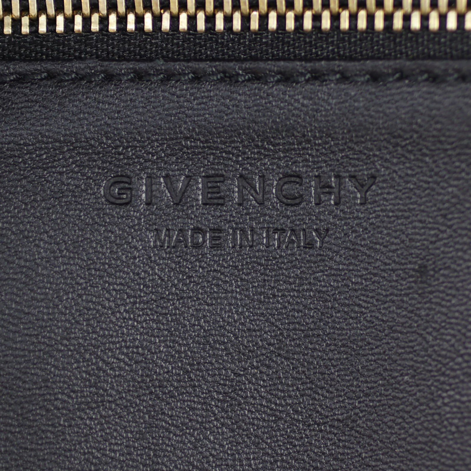 Givenchy Nobile Small Stamp