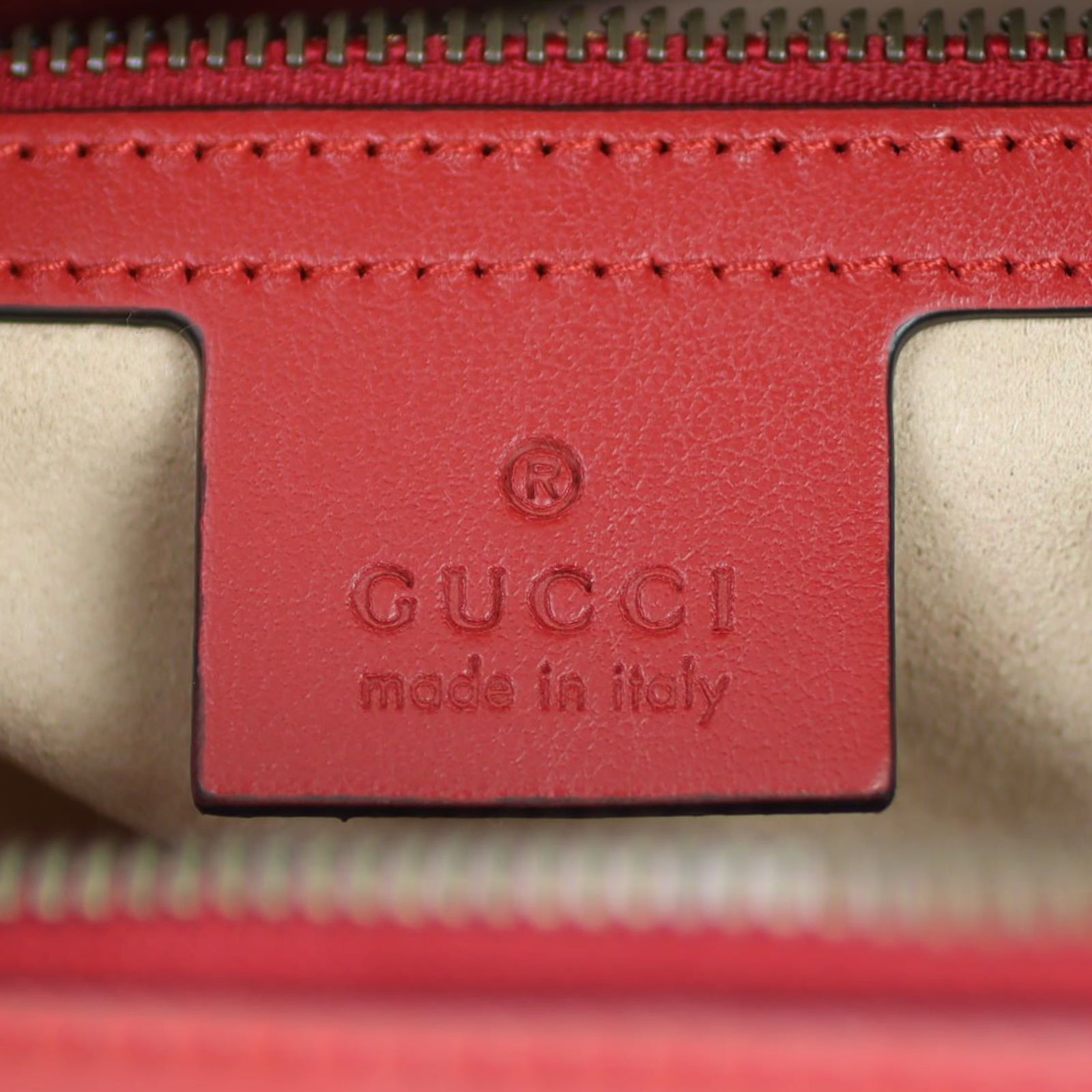 Gucci GG Marmont Matelasse Shoulder Bag Stamp