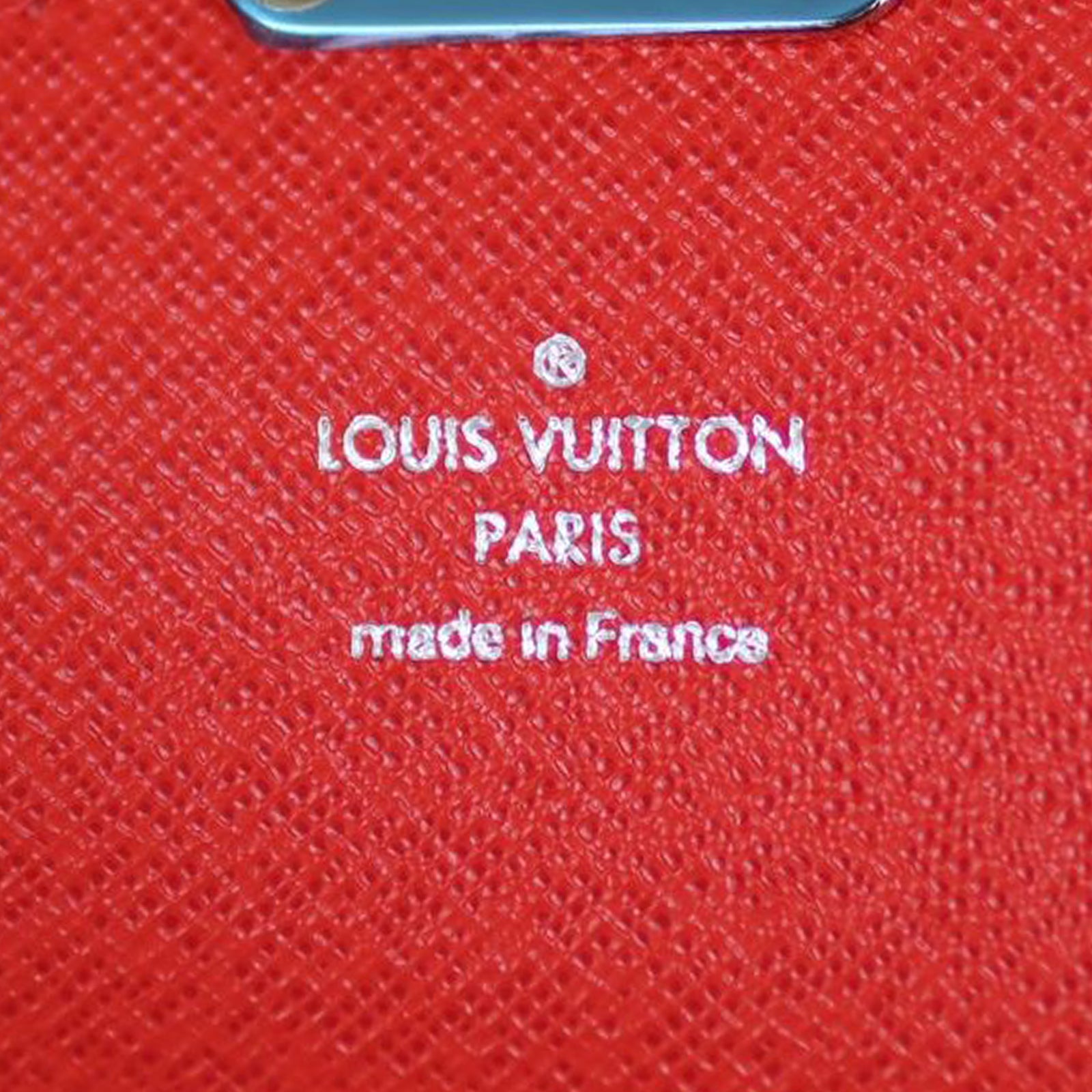 Louis Vuitton Tribal Mask Sarah Wallet Epi Stamp