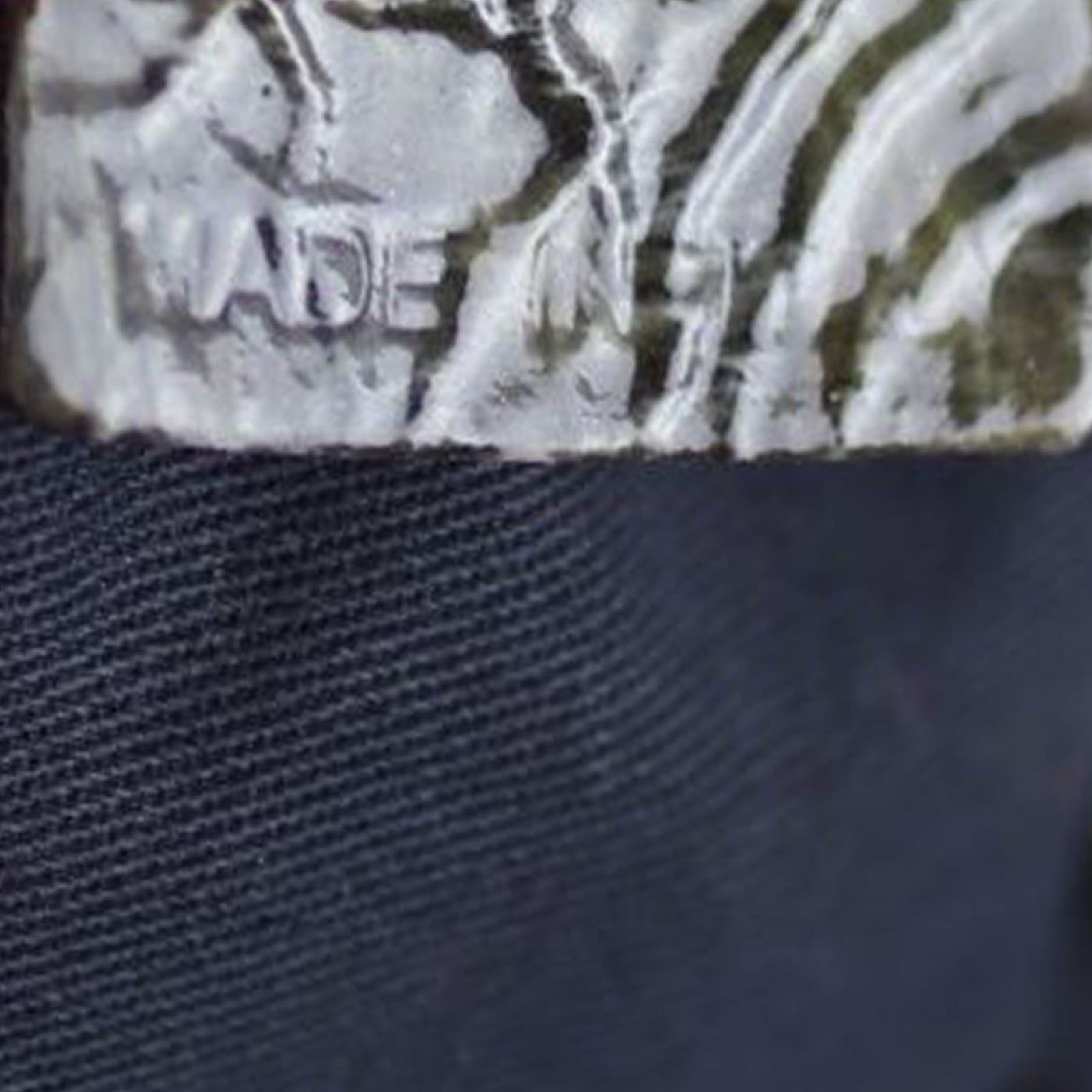 Givenchy Nightingale Medium Patent Stamp