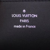 Louis Vuitton Zippy Wallet Mahina Stamp