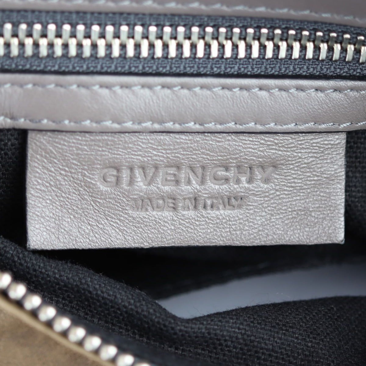 Givenchy Pandora Small Stamp
