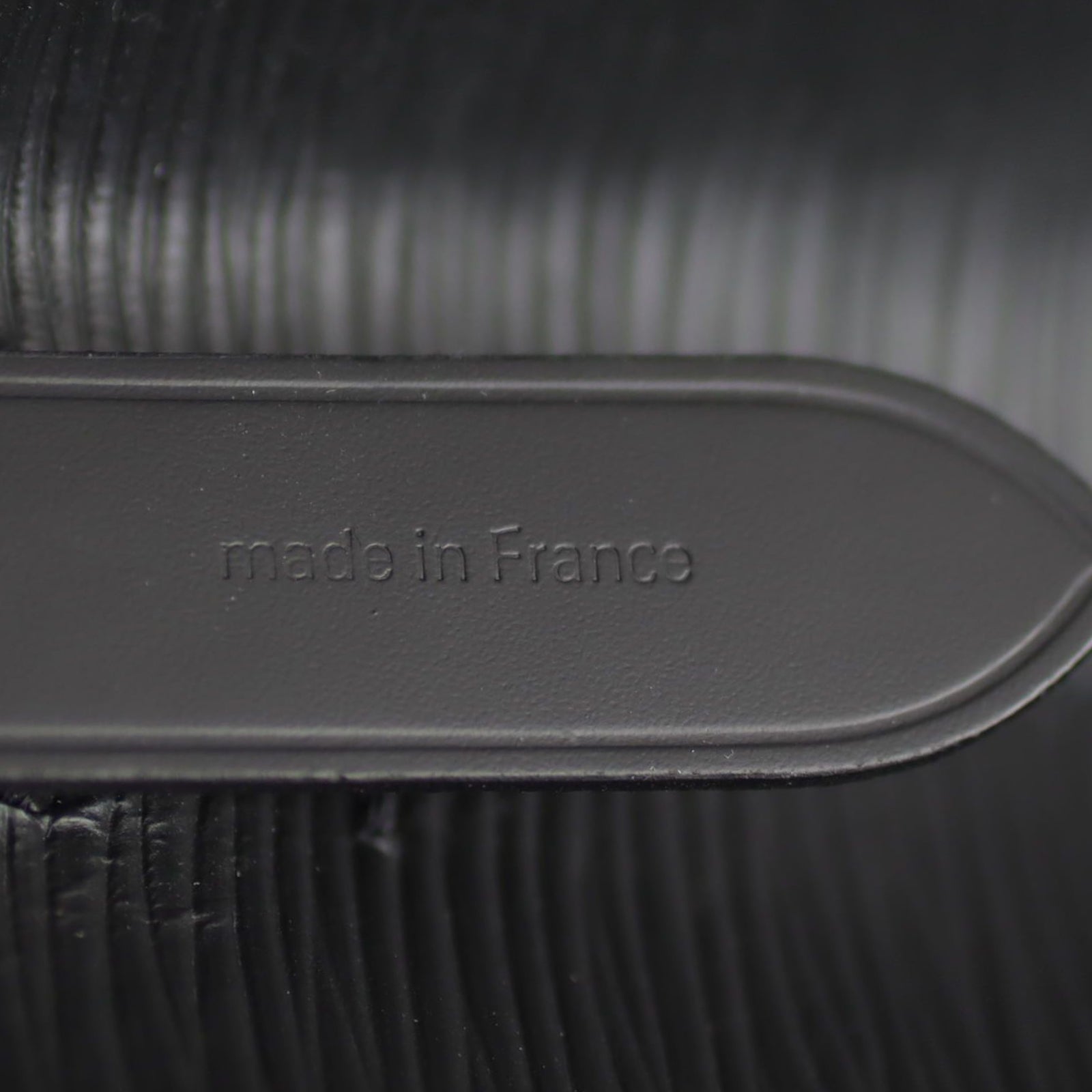 Louis Vuitton NeoNoe Epi Stamp