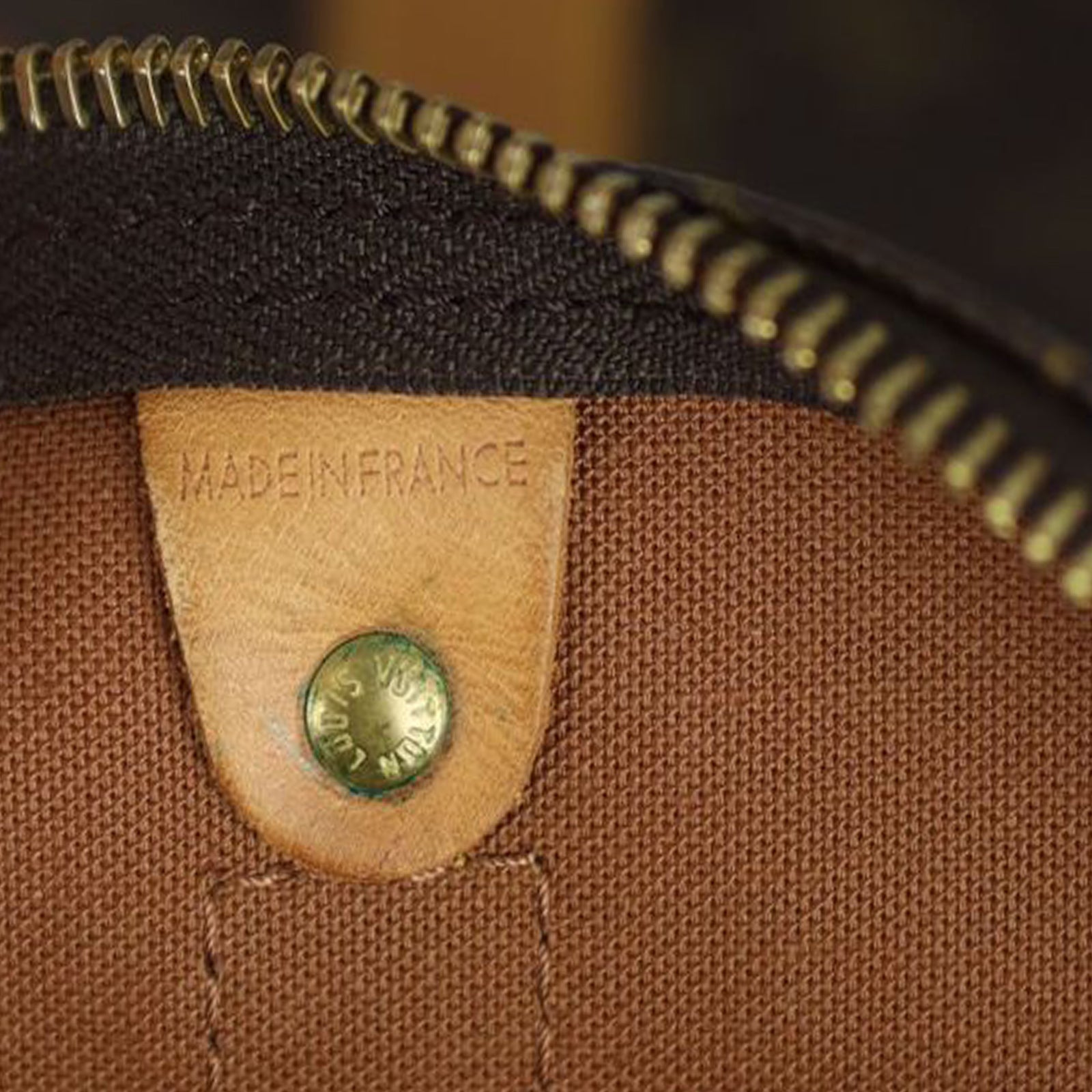 Louis Vuitton Keepall 55 Bandouliere Monogram Stamp