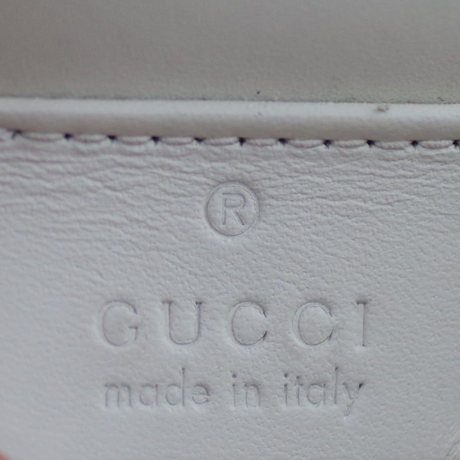 Gucci Sylvie Super Mini Bag Stamp