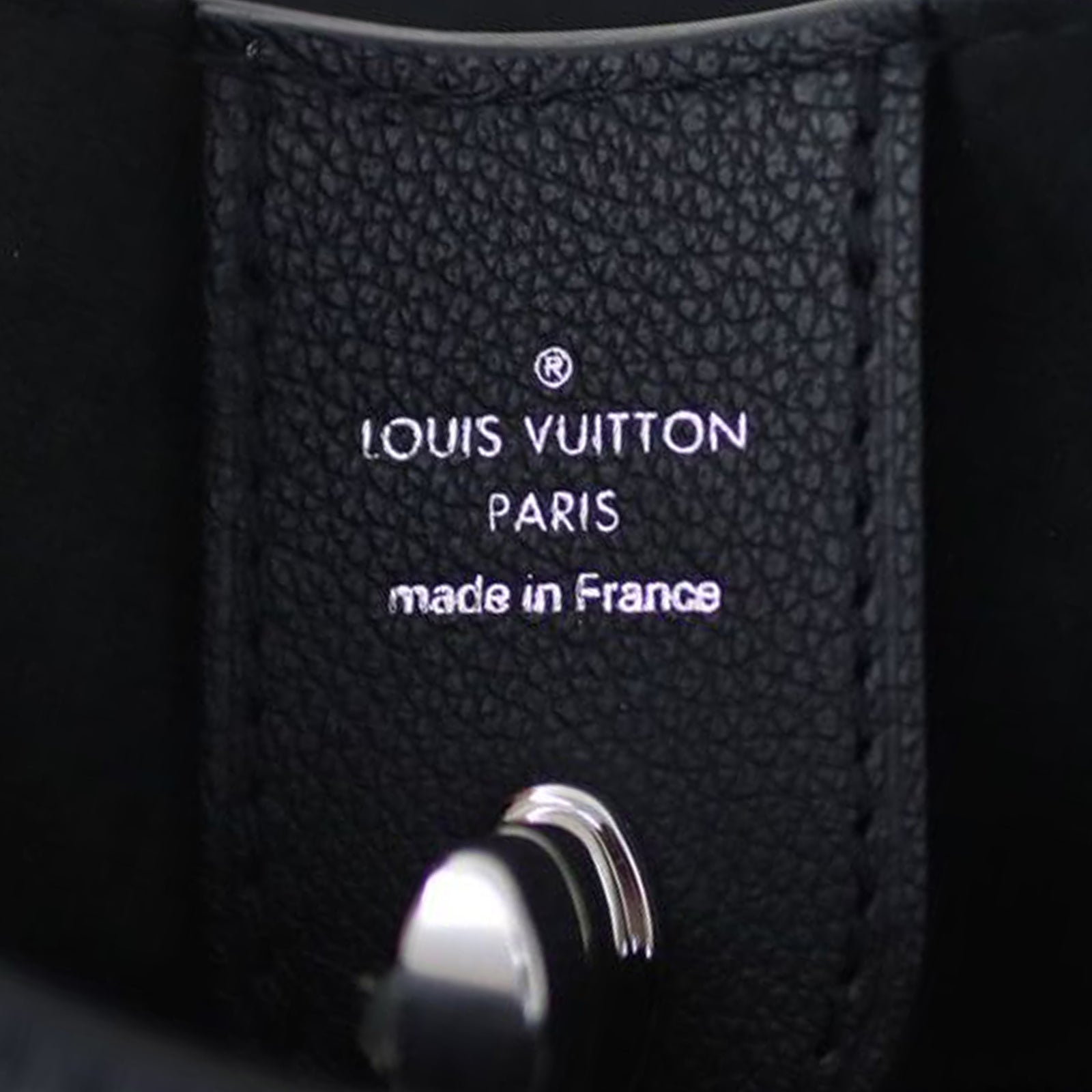Louis Vuitton Lockme Hobo Stamp