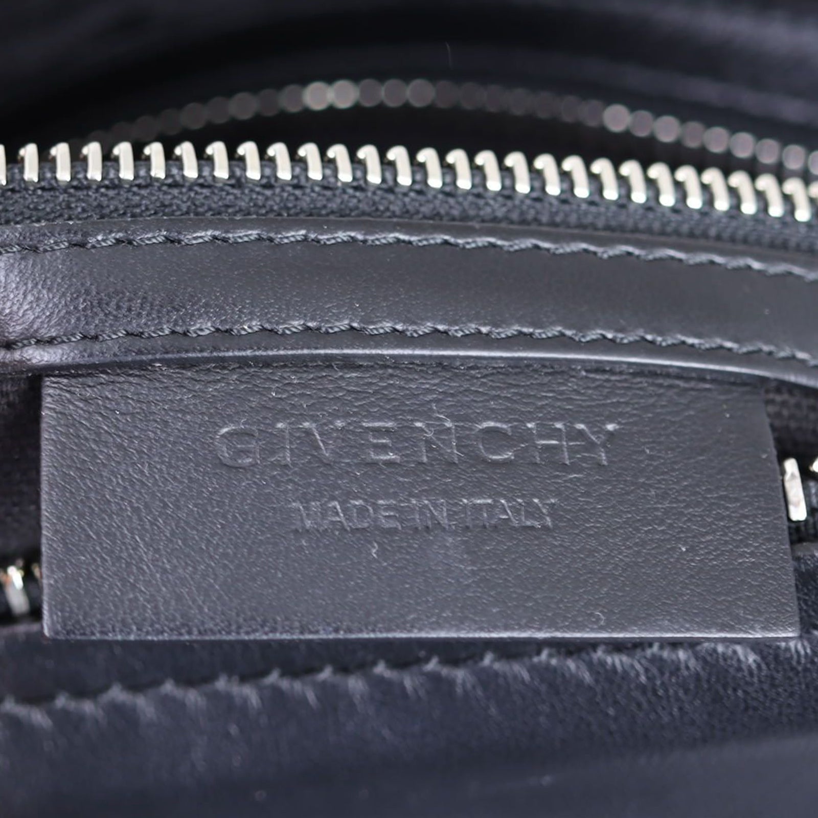 Givenchy Pandora Small Stamp