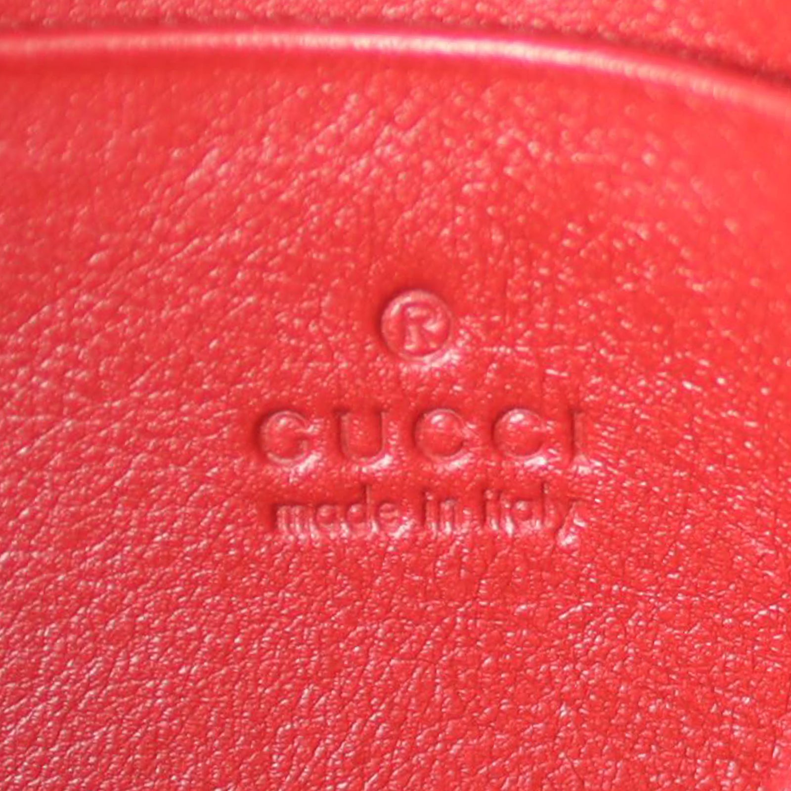 Gucci GG Marmont Matelasse Velvet Chain Wallet Stamp