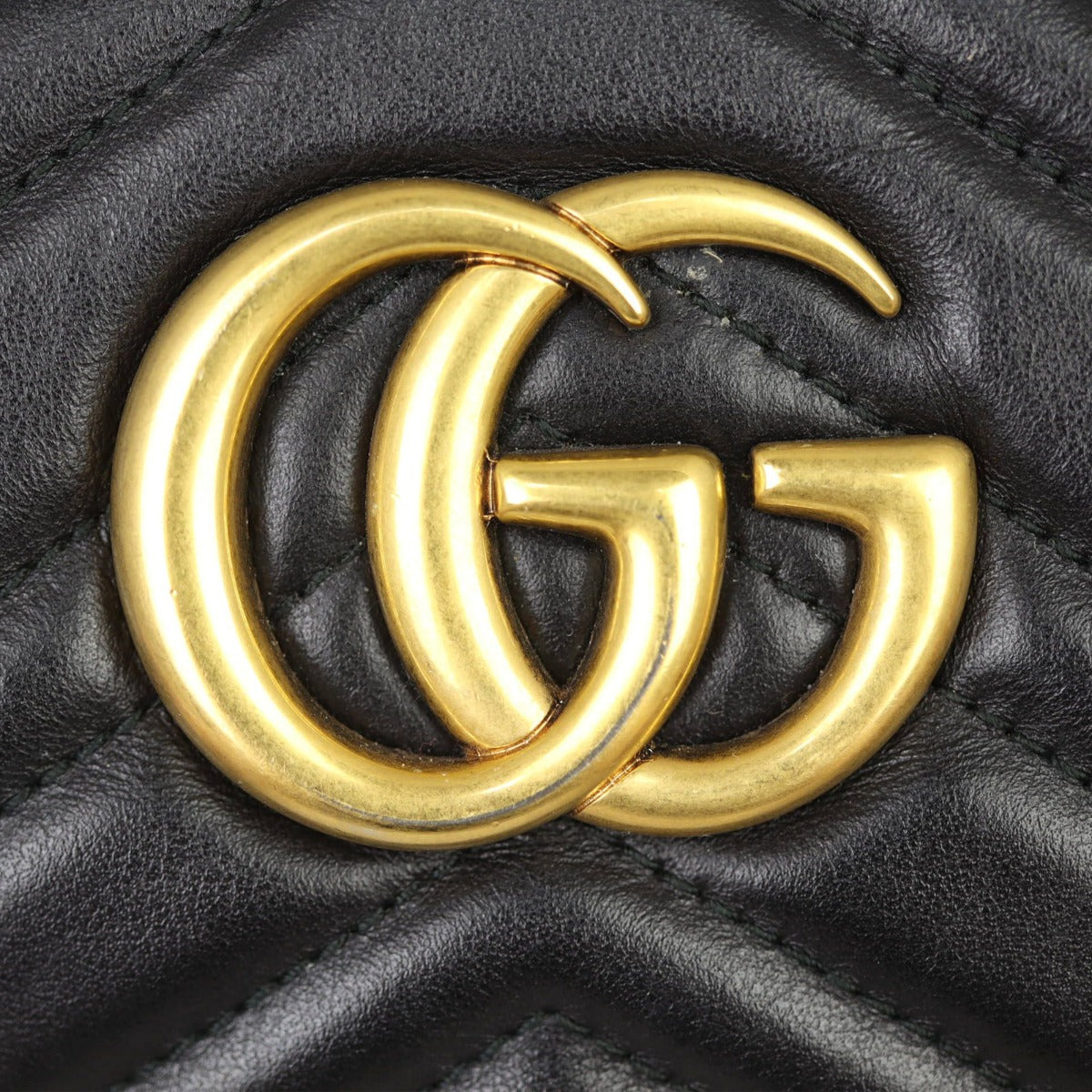 Gucci GG Marmont Small Camera Bag Hardware
