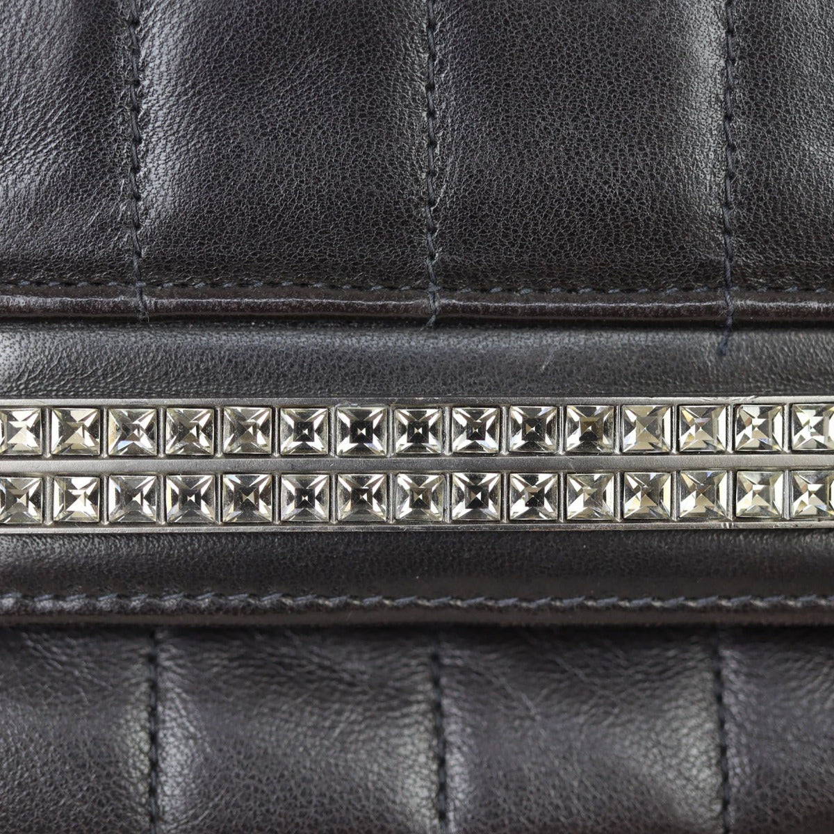 Chanel Chocolate Bar Shoulder Bag Hardware
