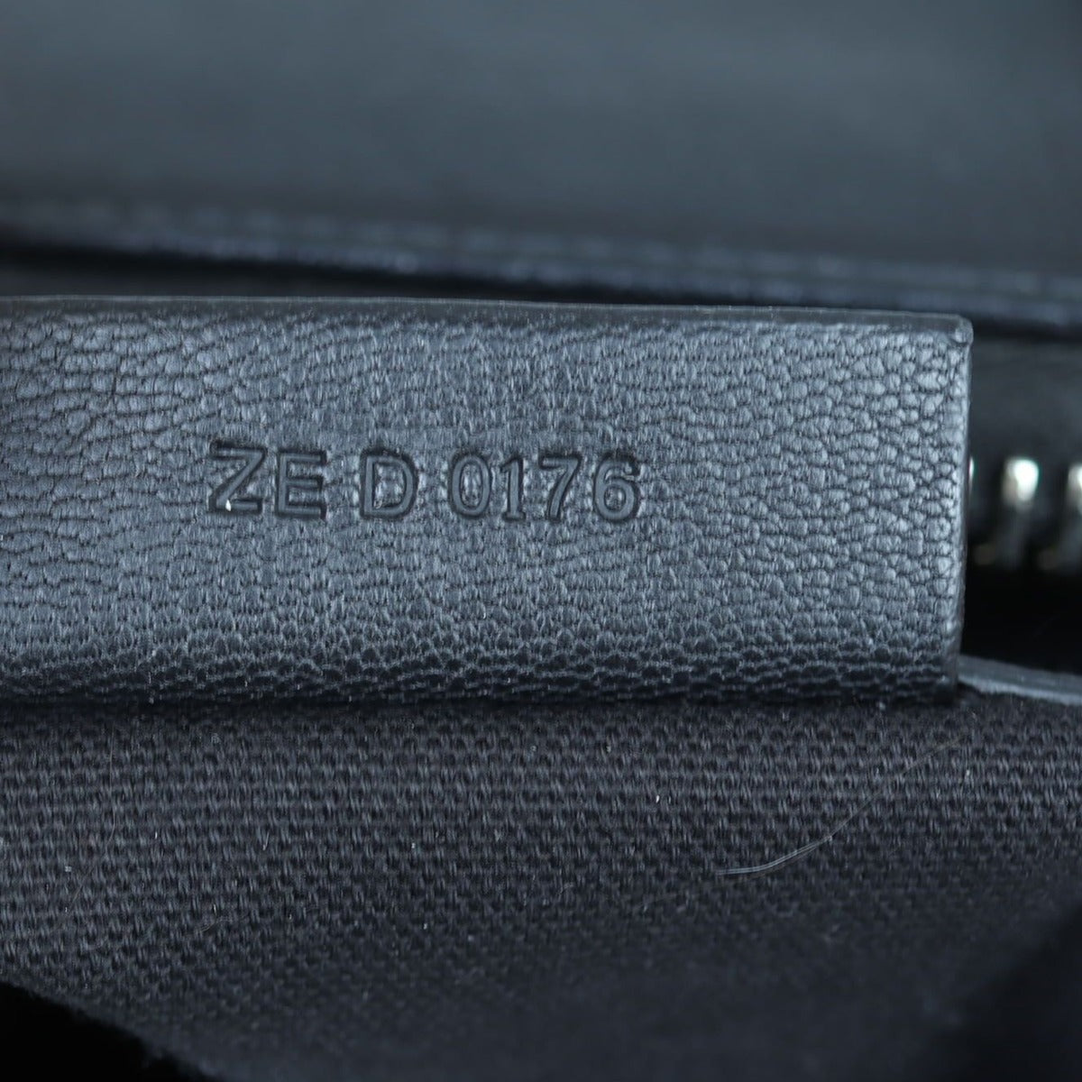 Givenchy Antigona Small Date code
