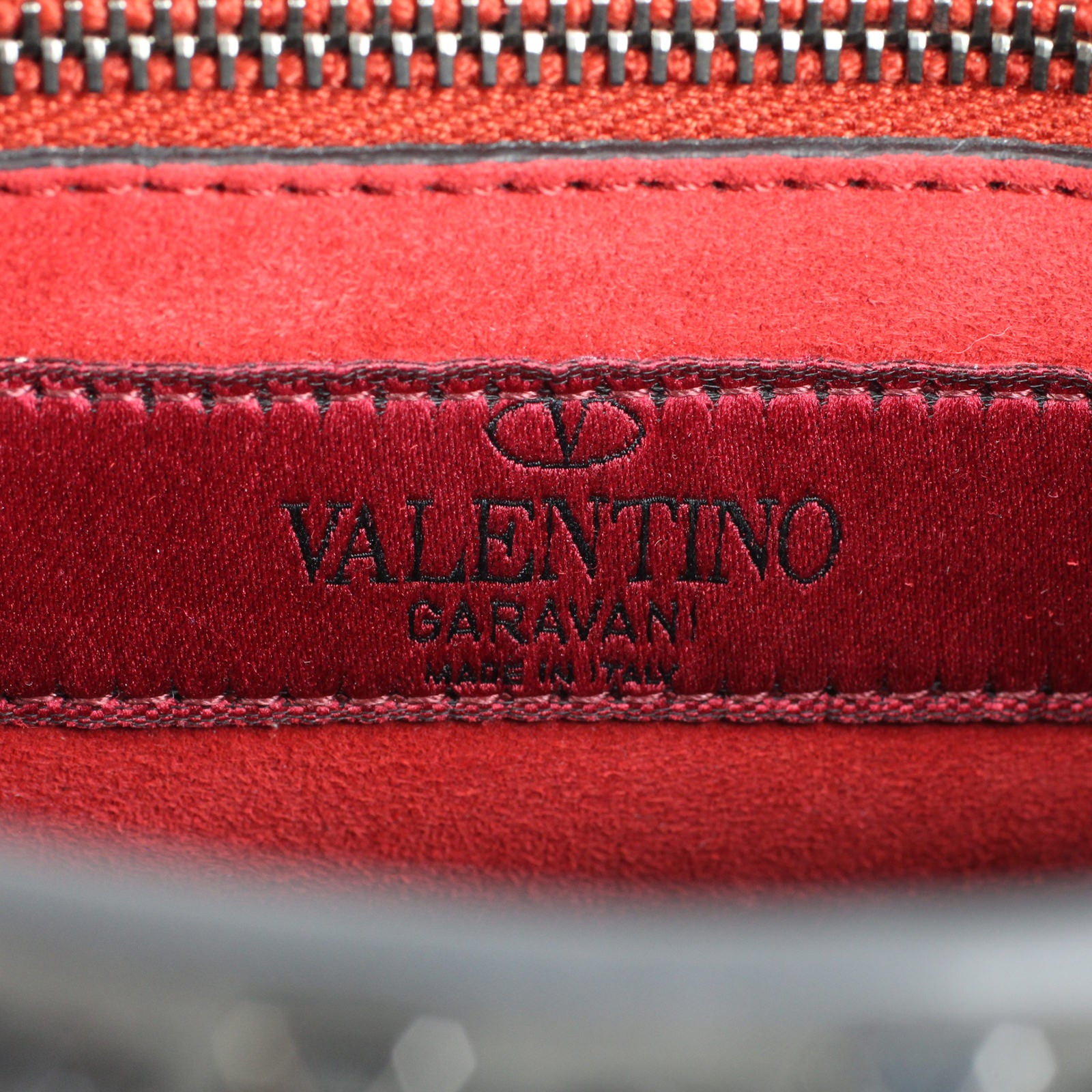 Valentino Garavani Medium Rockstud Shoulder Bag Stamp