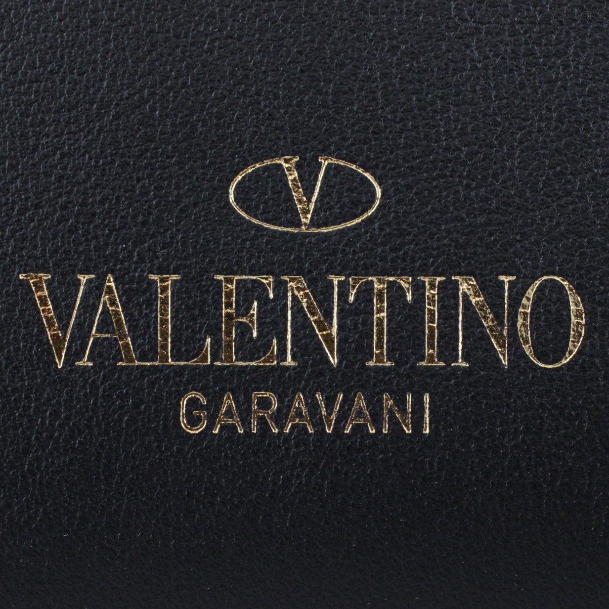 Valentino Rockstud Pagoda Tote Medium Exterior