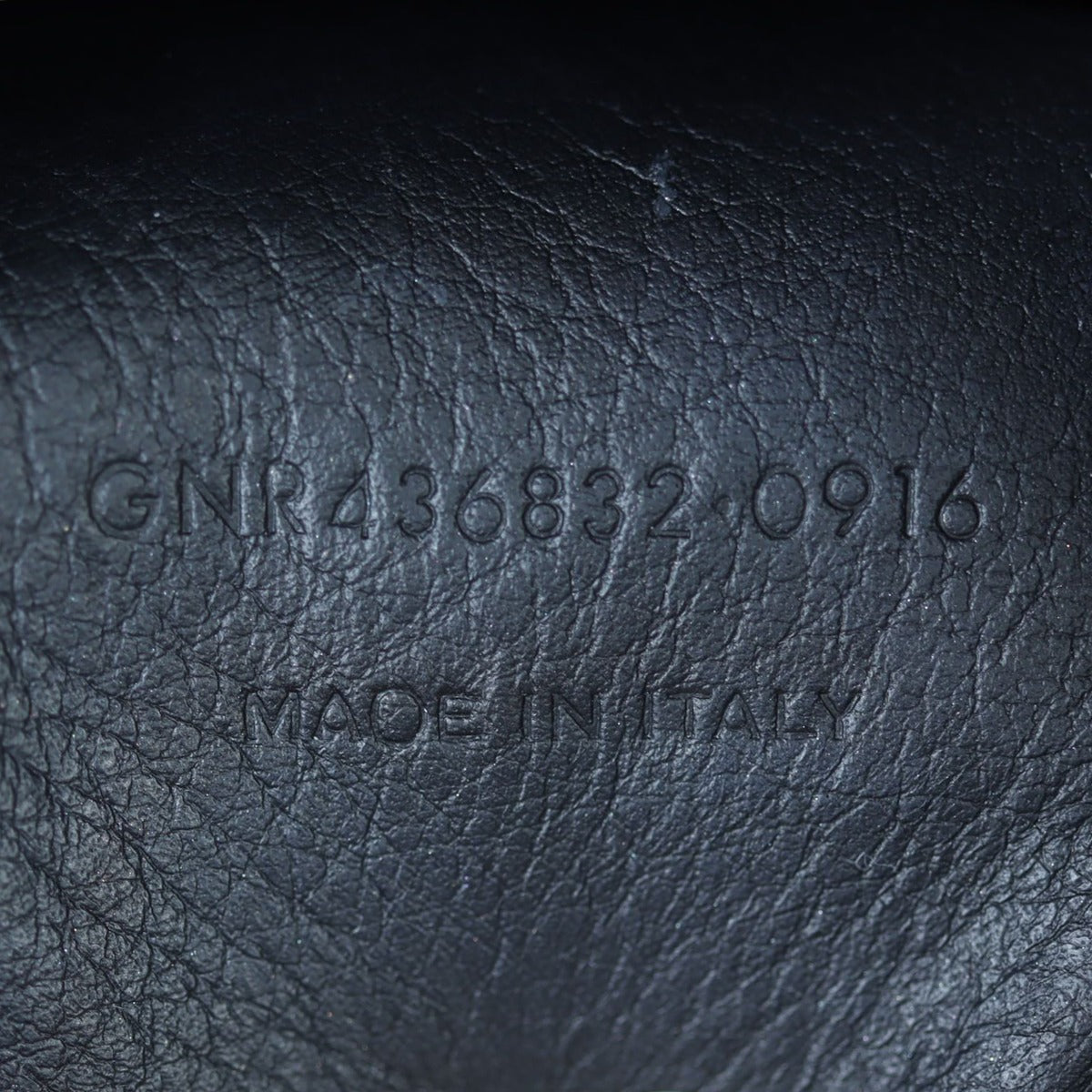 Saint Laurent Downtown Cabas Small Date code
