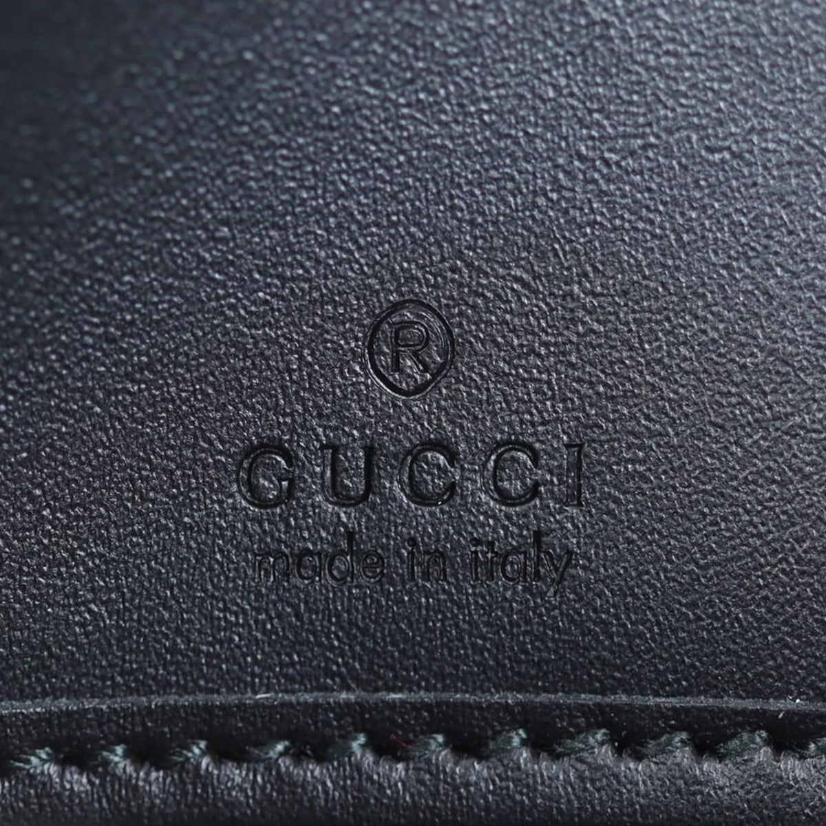 Gucci GG Supreme Zip Around Wallet Stamp
