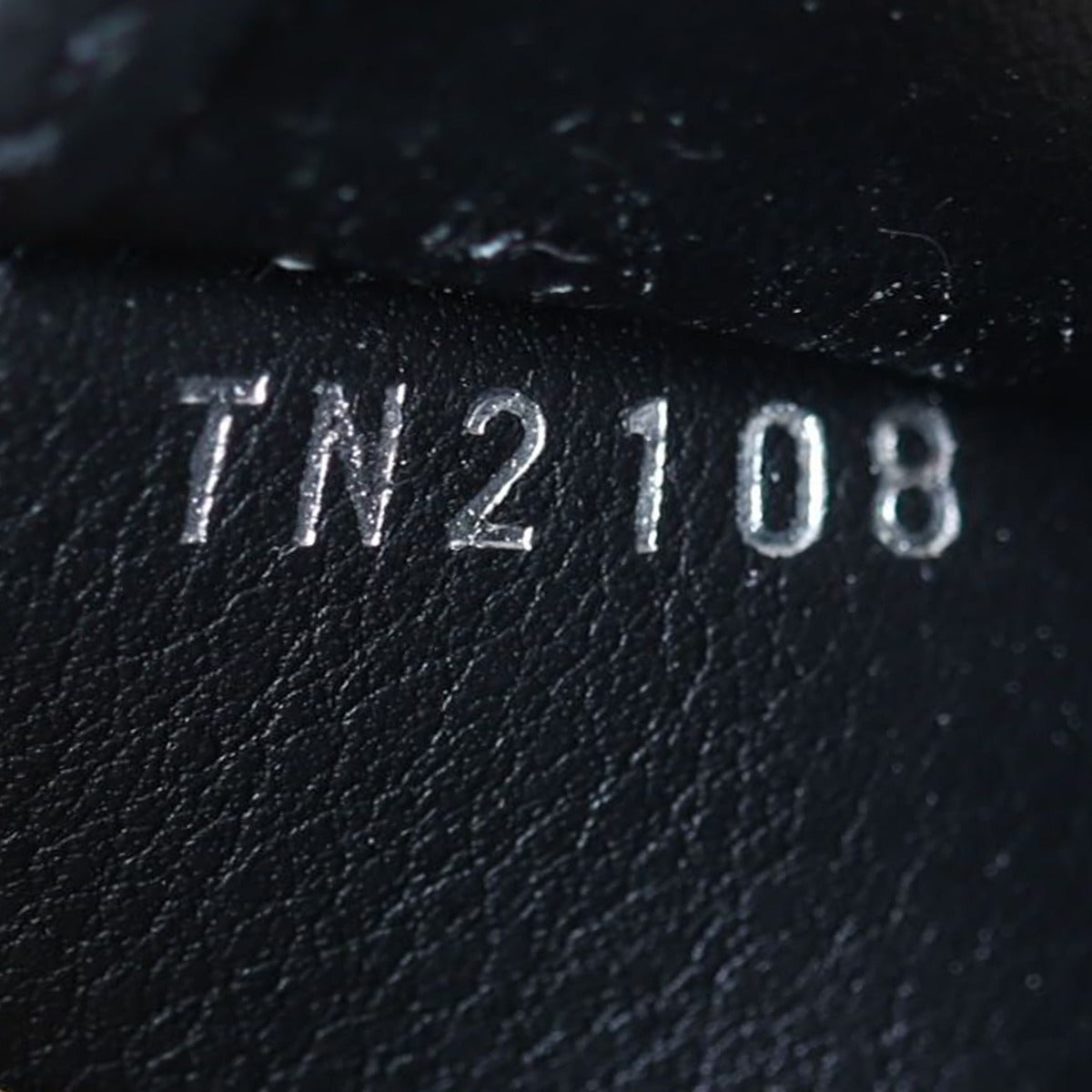 Louis Vuitton Zippy Wallet Mahina Date code
