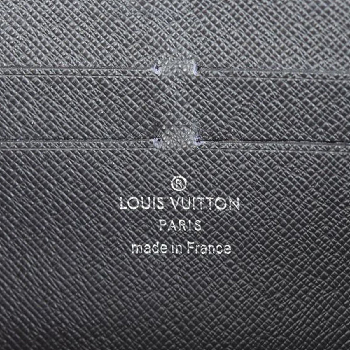 Louis Vuitton Zippy Wallet Epi Stamp

