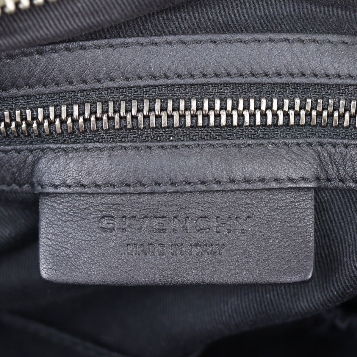 Givenchy Pandora Medium Stamp
