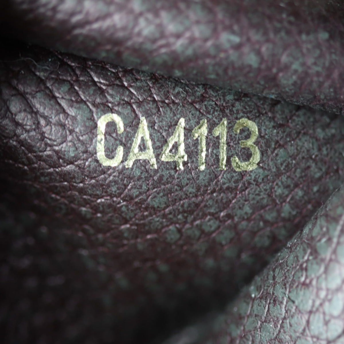 Louis Vuitton Curieuse Wallet Monogram Empreinte Date code
