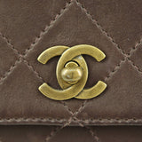 Chanel CC Vintage Front Pocket Shoulder Bag Hardware
