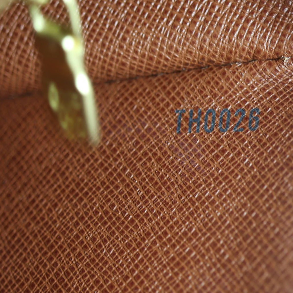 Louis Vuitton St. Cloud GM Monogram Date code
