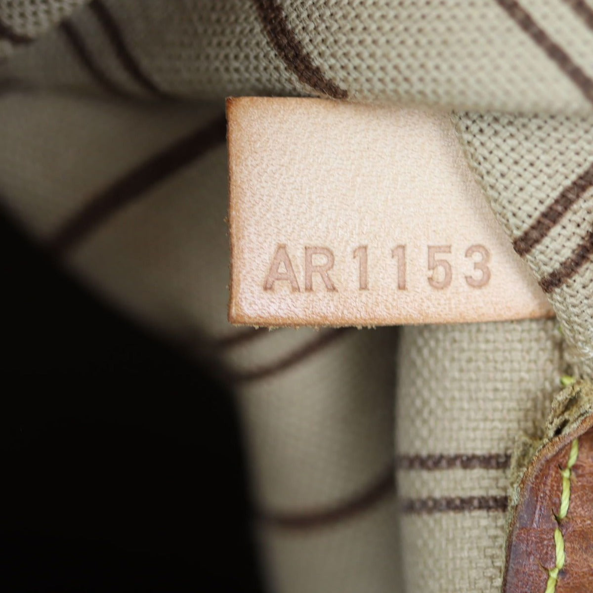 Louis Vuitton Neverfull MM Monogram Date code
