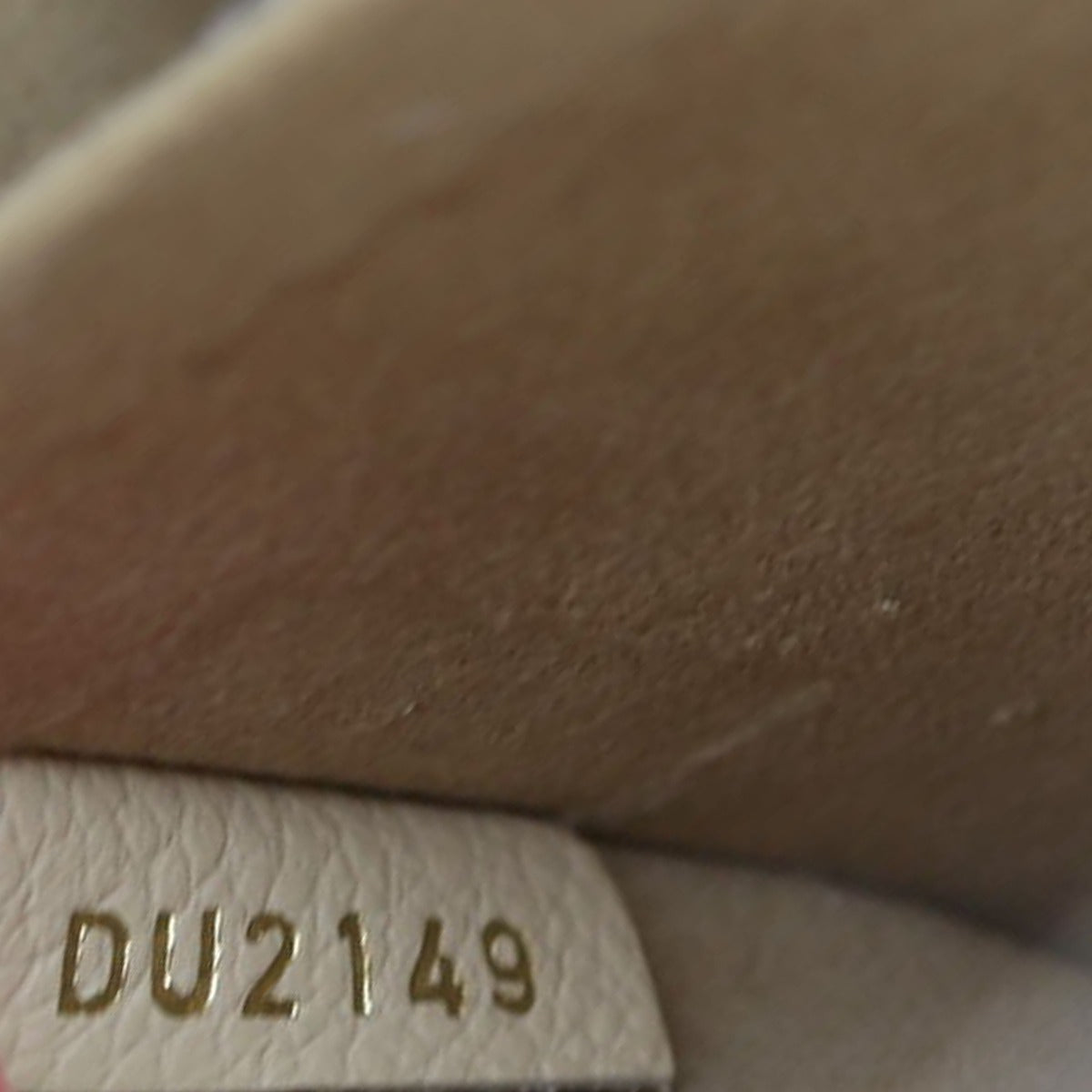 Louis Vuitton LV Riverside Damier Ebene Date code
