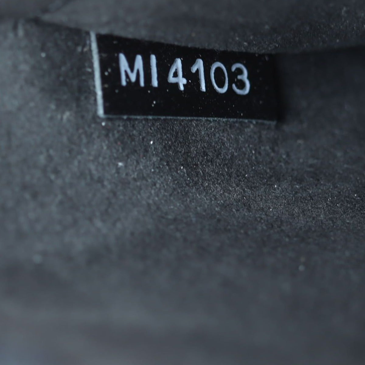 Louis Vuitton Alma BB Epi Electric Date code
