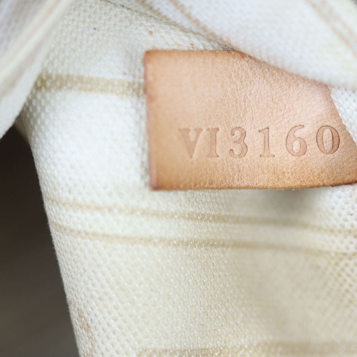 Louis Vuitton Neverfull PM Damier Azur Date code
