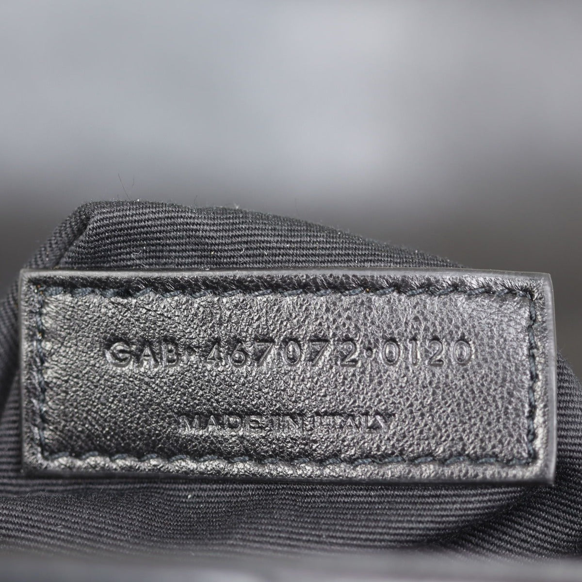 Saint Laurent Toy Loulou Date code
